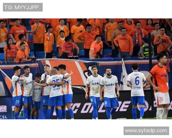 中超激战亚泰迎战申花双方争夺季后赛名额精彩对决即将上演 中超激战亚泰迎战申花双方争夺季后赛名额精彩对决即将上演