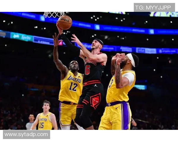 湖人对阵公牛精彩回放全程解析与赛后点评分享